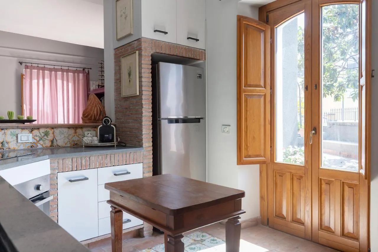 Villa Rose Acireale Santa Tecla